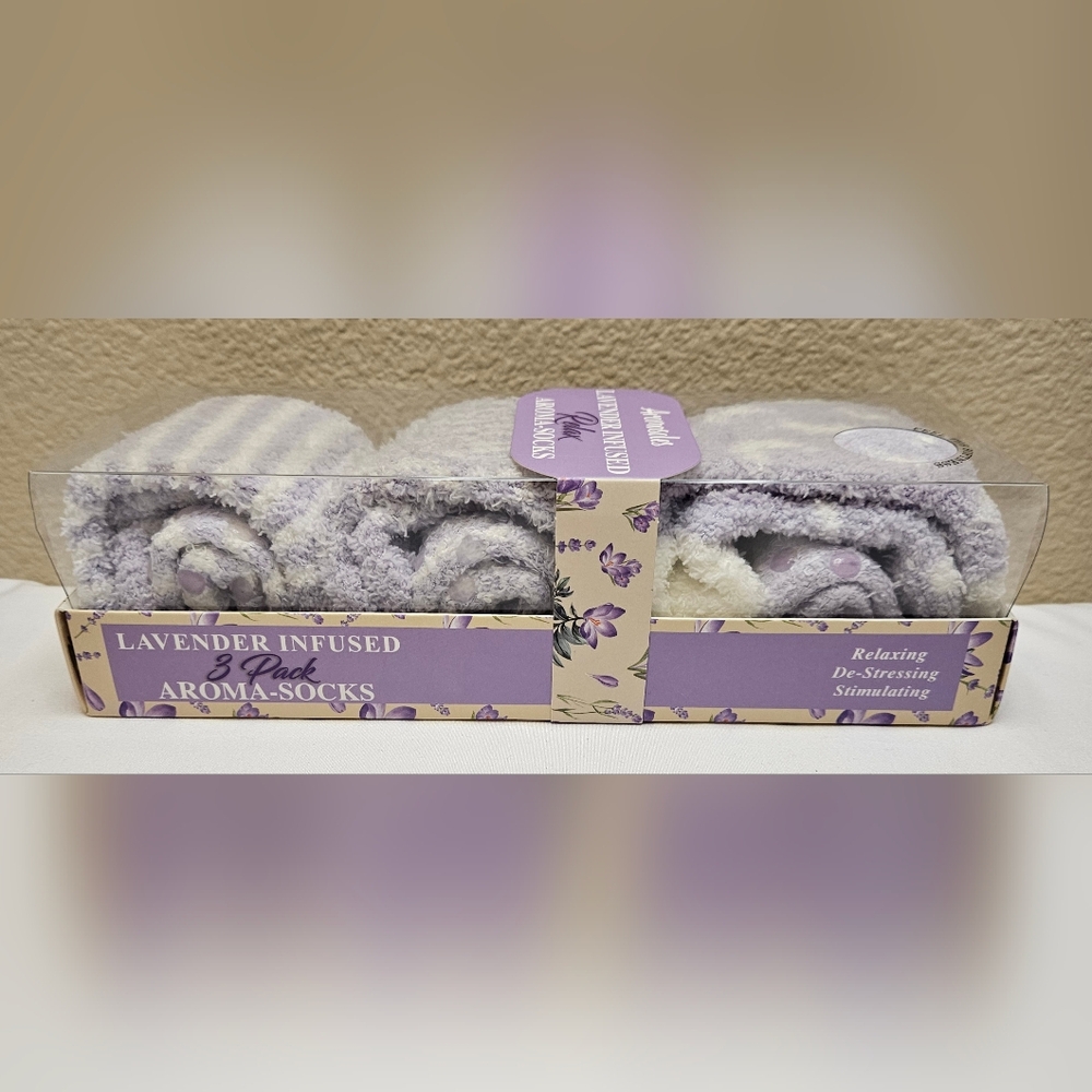 Aromasoles Lavender and Rose Infused Refresh Aroma-Socks - Pick 1 - Picture 4 of 9